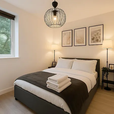 New York Luxe & Free Onsite Parking 公寓 *